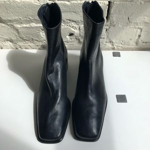 Stuart Weitzman Black Leather Zip Up Boots Sz 11